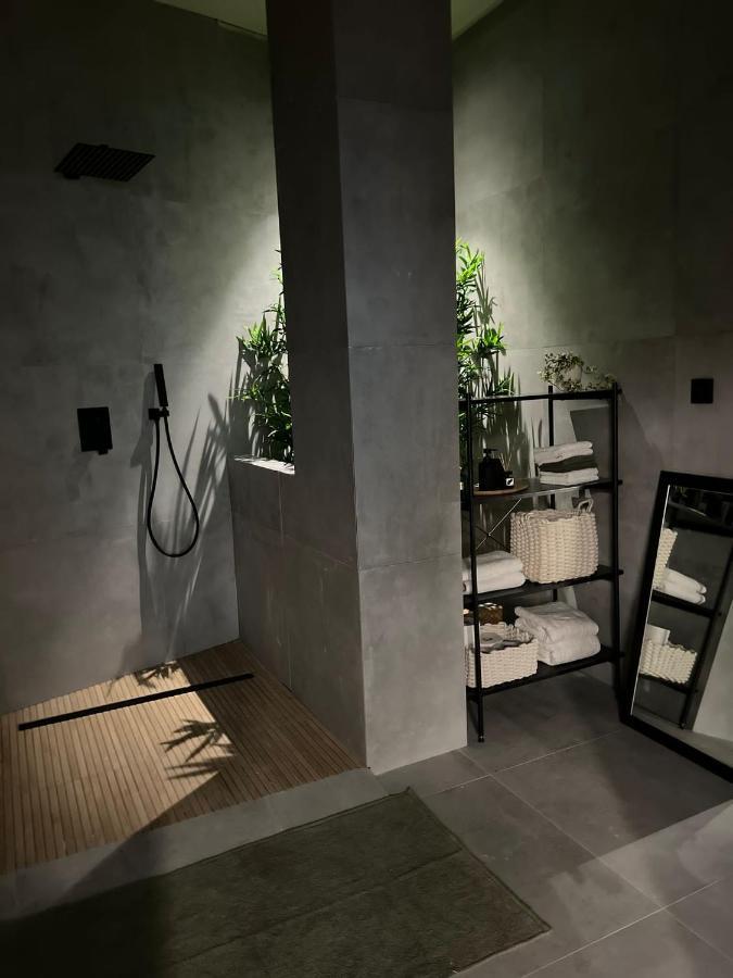 Nordik Lägenhet Valencia Exteriör bild